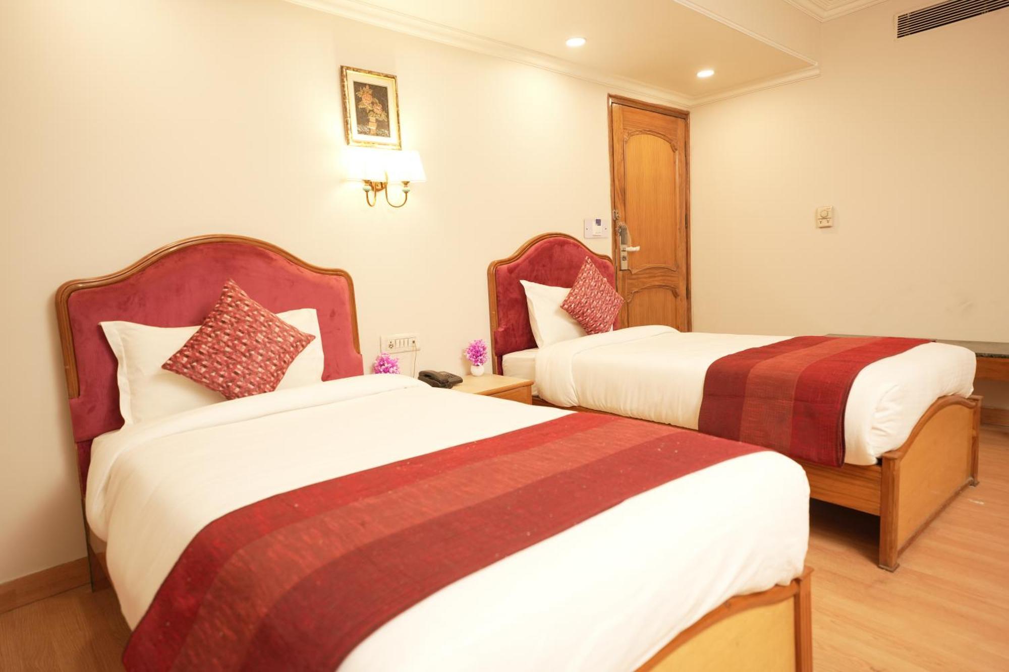 One Earth Park Hotel